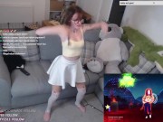 CUTE TWITCH STREAMER GIRL DANCING TO SHAKIRA (SHYPHOEBE) 5/16