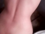 mi CUÑADA en el BAÑO, me invita a BAÑRMEN CON ELLA 10/16