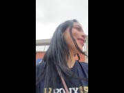 Desconocido toma el control de mi juguete en publico 1/16