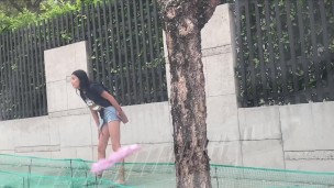 Estranho assume o controle do meu brinquedo em público