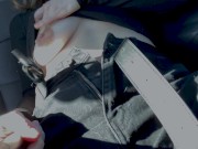 Рискованная мастурбация в такси 4/16