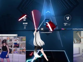 TWITCH STREAMER WITH CUTE FEET DANCING AND PLAYING (SHYPHOEBE)