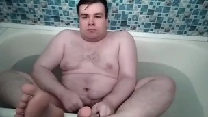 Артем сосет сам себе дрочит ногами сам себе в ванной лижет ноги self suck autofellatio self footjob