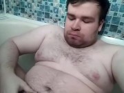 Артем сосет сам себе дрочит ногами лижет ноги в ванной кончил self suck autofellatio self footjob