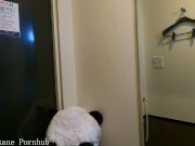 ネットカフェで立ったままオナニーするパンダ 16/16