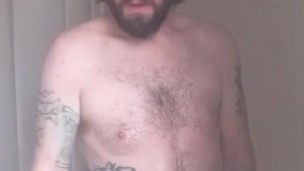 Aren_O doing the most in the shower and cums!