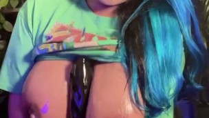 Nerdy black Onlyfans girl fucks with master sword ;)
