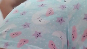 Voy a hecha un angel despues de meterme los dedos en el culito y hacer mucho squirt