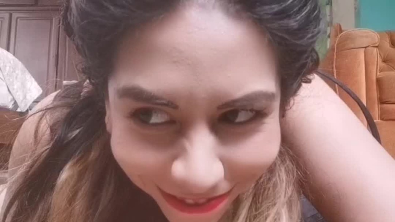Giantess Debora shrinks you and play with you like a tiny mouse [Buttcrush, Vore, SFX] - Free Sex Video - RedTube
