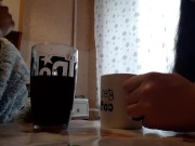 Сестра моей подруги так громко стонала, что мне захотелось трахаться, и я трахнулась с подругой 6/16