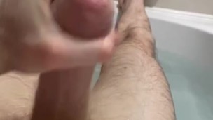 Bath wank feet and big cock cumming