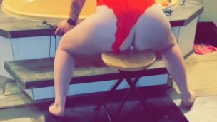 Cute Tattooed Chick Pleasures Herself