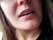 Дрочу и кончаю в машине рядом проходят люди 16/16