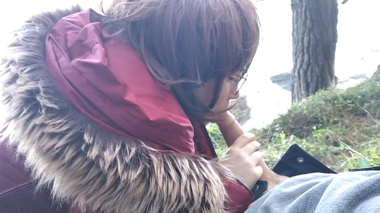 海の景色を望む公共のフェラ:) !!早く、誰かが来ます!!! - RedTube