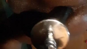 Close up sex machine fuck with no hands cumshot