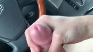 Jerking session in the parking lot full vid on my onlyfans