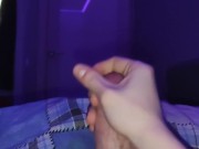 18 летний парень дрочит после колледжа вспоминая свою подругу - Screenshot 3 of 16 - Masturbates