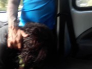 Desconocido masturba a mi esposa en el parque 14/16