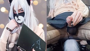 BONITO NEKO TRANS precum Usando Buttplug Calças rasgadas e Cosplay SAGIRI IZUMI para Ejaculação no Tablet