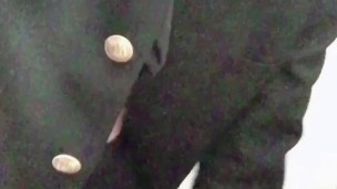 新しくなった公衆トイレで制服露出