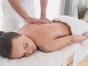 I Fucked Her Finally - Hot babe orgasms at massage session 1/16