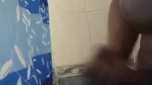 man loves to jerk off in the shower