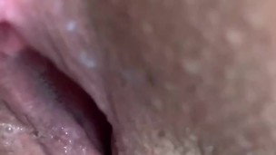 SUPER CLOSE UP QUEEFING CREAMPIE