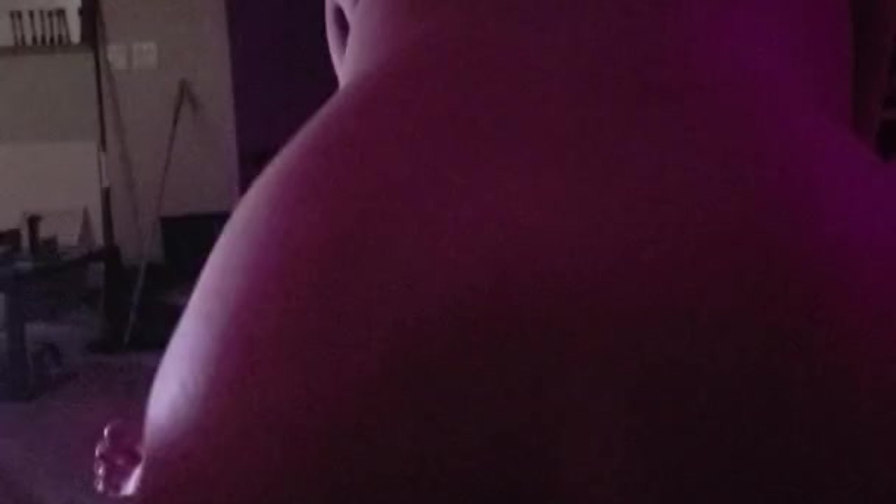 Favorite whore smokes w/me, get spun with me, and stuffs my cock in her ass - Free Sex Video - RedTube