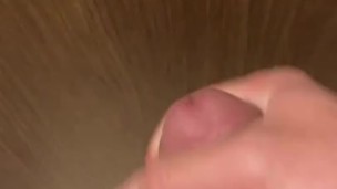 トイレでオナニー