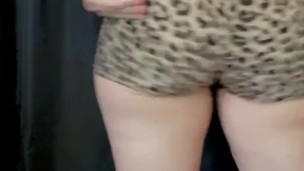 Preview: shaking my ass and pussy in your face, party of 1 - full vid on OF:thatpawgnextdoor