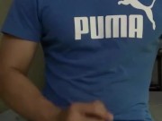 Punheta até gozar assistindo vídeos, me masturbei e gozei