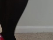 Red High Heels Squeaking - Screenshot 14 of 16 - Stilettos
