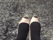 Squeaky Beige Heels - Screenshot 8 of 16 - Legs