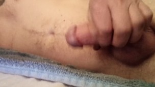 Cumming b4 bed