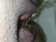 Fat pussy pee