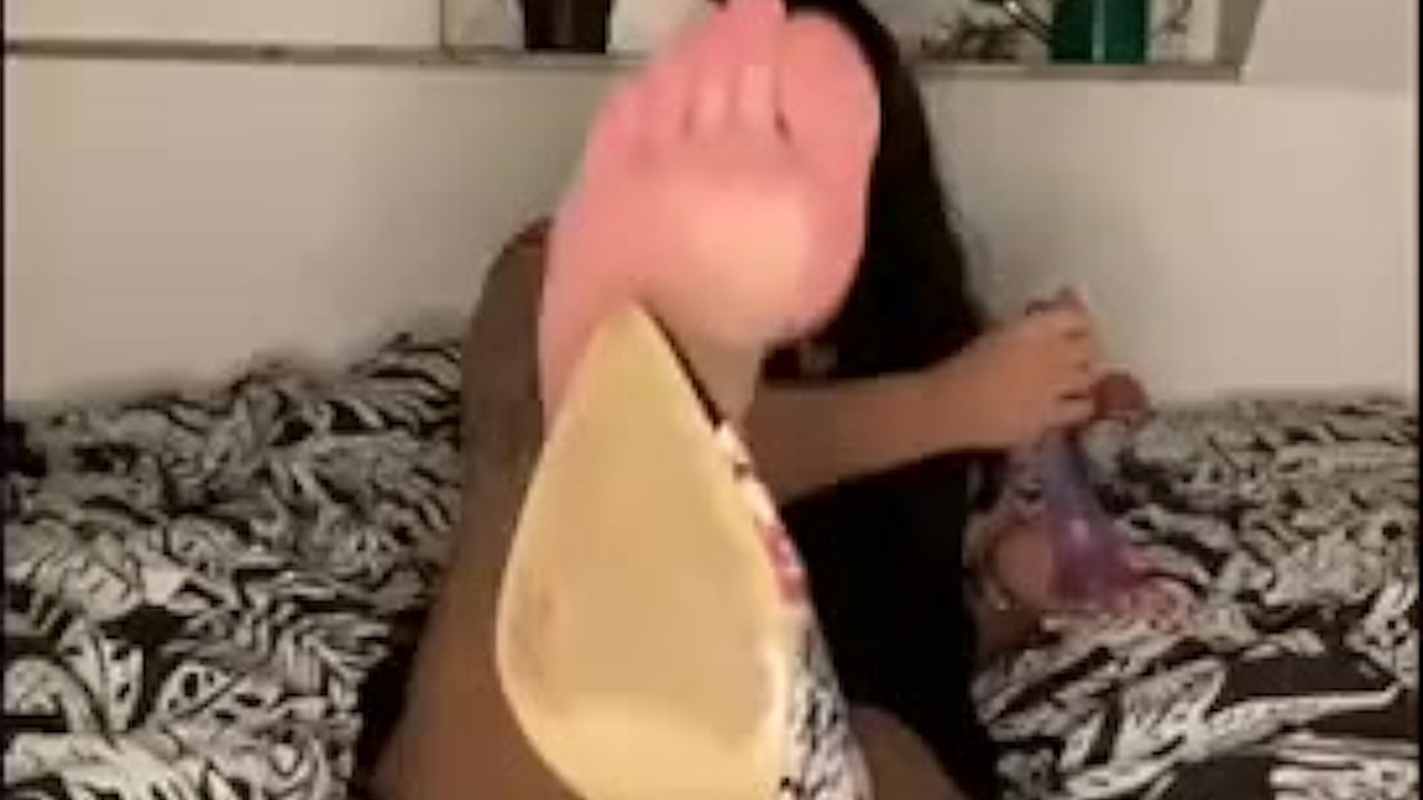 smelly feet footplay JOI in sexy lingerie with dangling and heels takeoff - Free Sex Video - RedTube