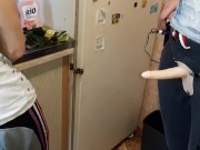 Выебала свою девушку на кухне новым страпоном с вибро - lesbian_illusion 3/16