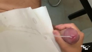 Bella sega con sborrata pazzesca, tutta da leccare ed ingoiare - Jhon Deep Dick