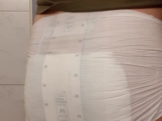 diaper check after 4 hours