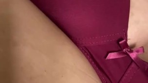 Bbw cums hard using new vibrator