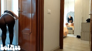 Prima si scopa la colf e poi distrugge il culo alla mogliettina - La moglie ha voglia di cazzo Part2