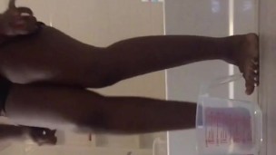 How much do you think I peed?(Villa video on Onlyfans) 