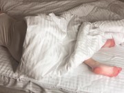 Разбудил Сводную Сестру Твердым Членом и Всю ее Обкончал - Русское Любительское с Разговорами 1/16