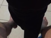 Me lo chupa en la cocina rica latina caliente  4/16