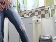 I had to pee while getting ready, so I did 11/16