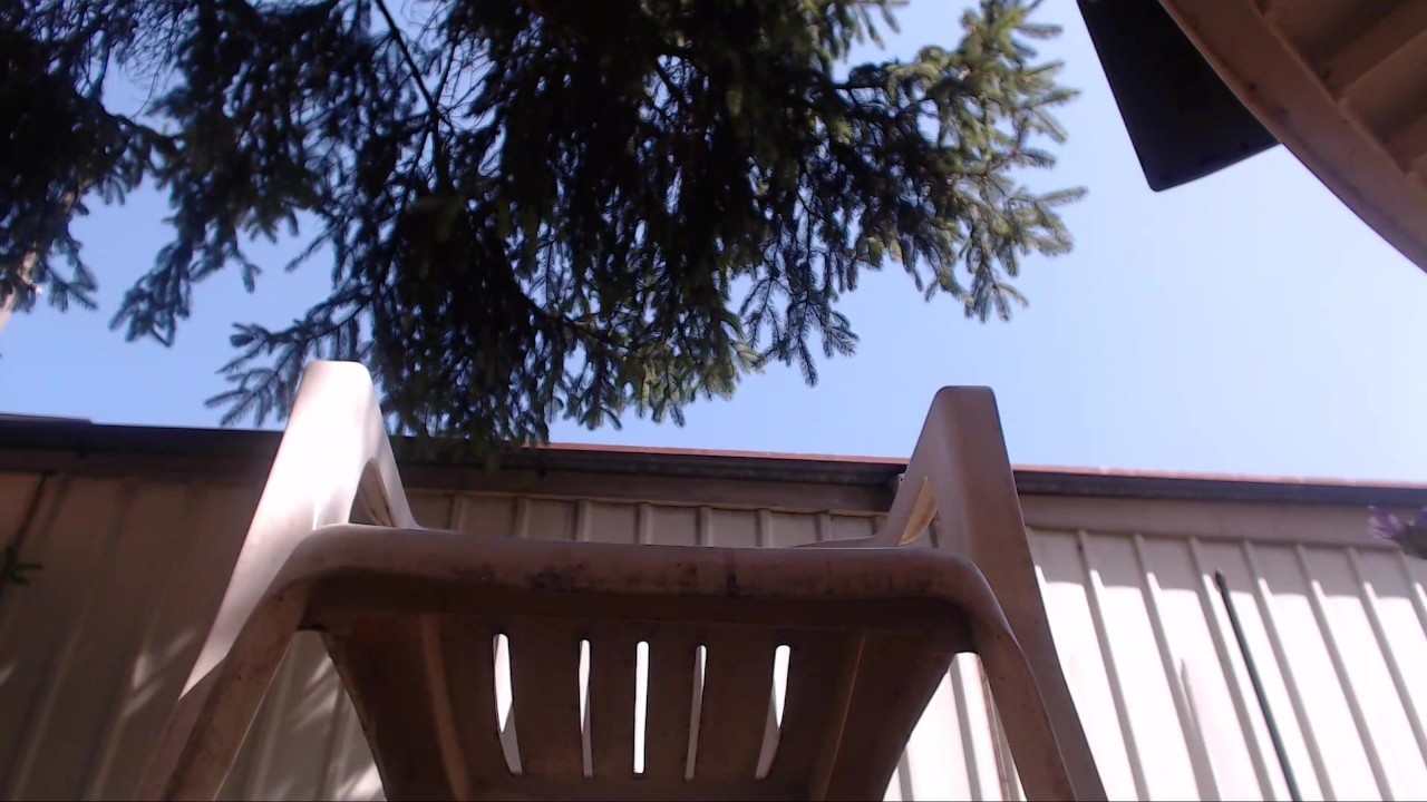 Dirty diaper full of piss in a summer public park - Free Sex Video - RedTube