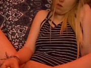 Hot MILF masturbates 