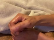 個人撮影　オイル手こきで大量射精 7/16