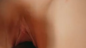 Horny housewife fills pussy with a zucchini 