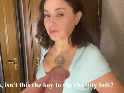 Best sex of a stepmom and stepson while her husband earns money on a business trip